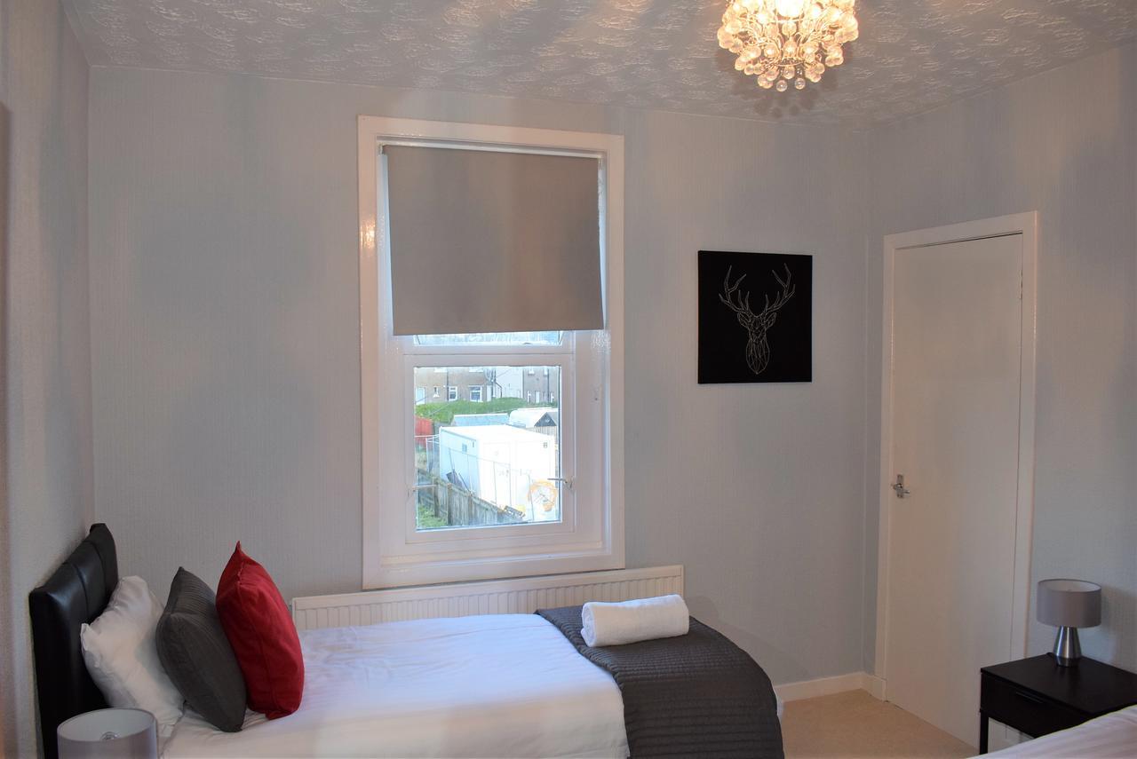 Kelpies Serviced Apartments - Wallace Falkirk Eksteriør bilde